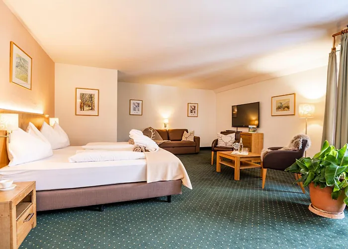 Hotel Das Gastein - ganzjährig inklusive Alpentherme - Sommersaison 2022 zusätzlich inklusive Gasteiner Bergbahnen