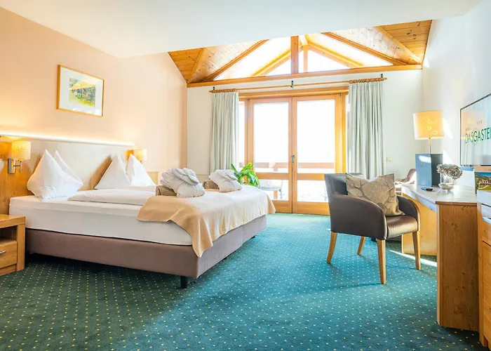 Hotel Das Gastein - ganzjährig inklusive Alpentherme - Sommersaison 2022 zusätzlich inklusive Gasteiner Bergbahnen